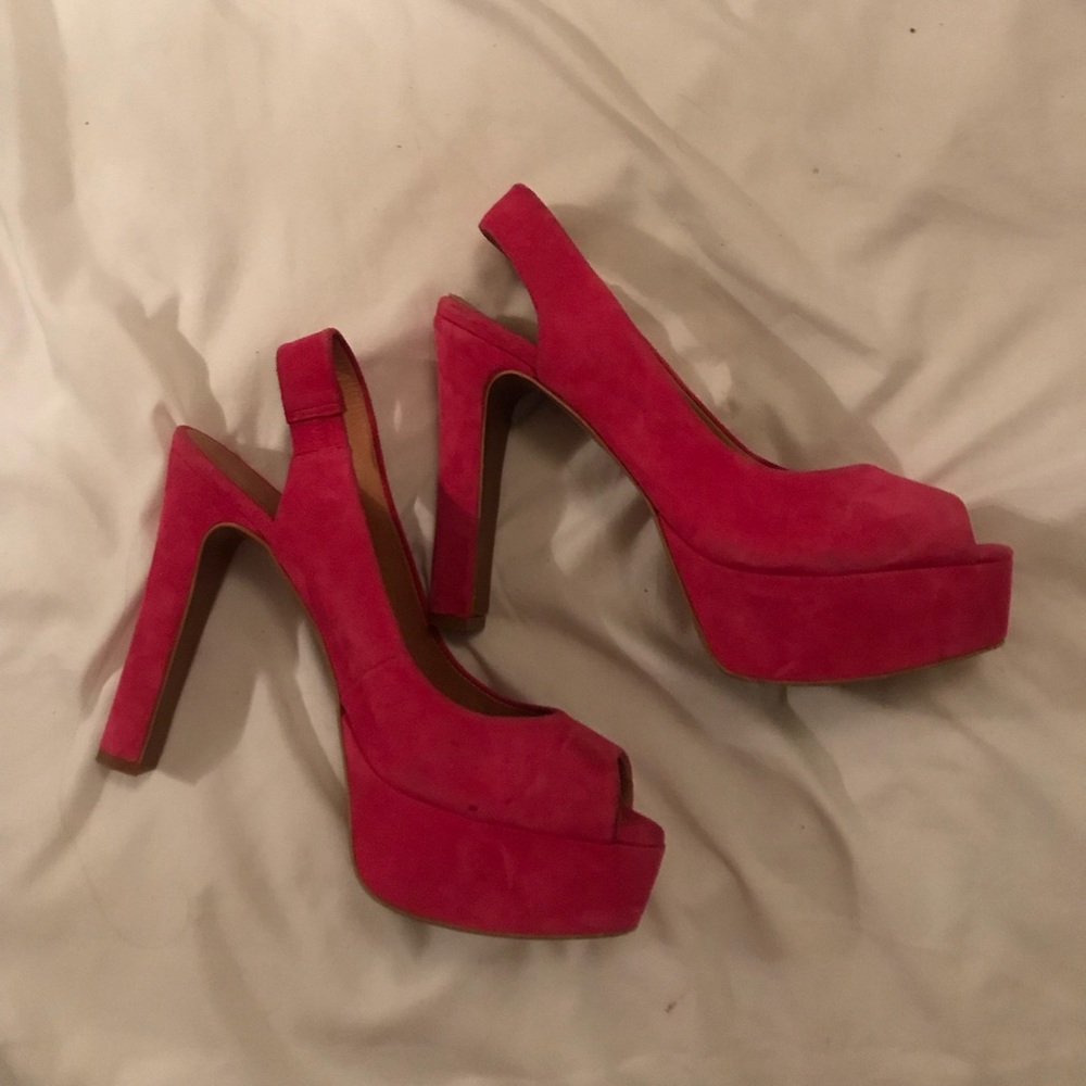Pink Heels !